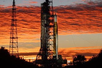 1 week away! NASA gearing up to launch Artemis 2 astronauts around the moon on April 1