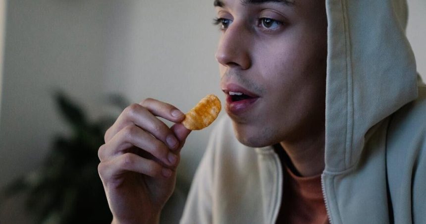 Eating ultra-processed food linked to reduced fertility in men