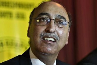 If US targets our nukes, we'll bomb Delhi, Mumbai: Ex-Pak envoy's bizarre remark
