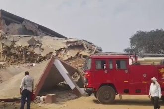 Several injured as cold storage facility collapses in UP, ammonia leak reported