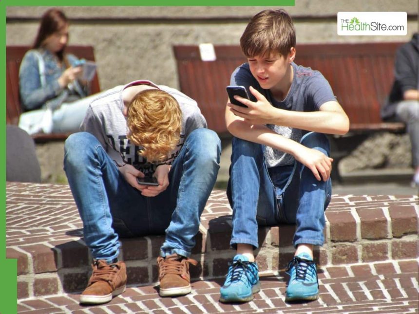 Teen screen time patterns tied to eating and body image issues: Research