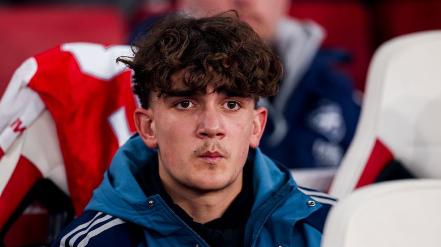 Theo Walcott urges Max Dowman to snub World Cup if Thomas Tuchel picks Arsenal gem