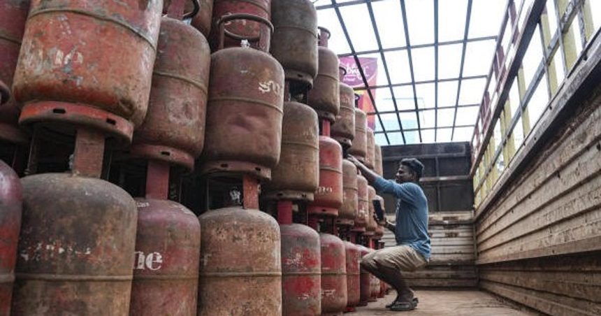 West Asia conflict | 10 kg LPG in a 14-kg cylinder soon? Reports claim proposal before govt; Oil Ministry says 'highly specul
