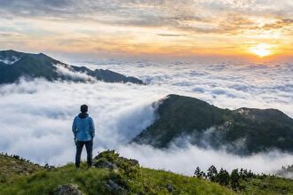 5 scenic hill stations in India where you can truly feel above the clouds this summer