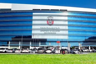 Abu Dhabi distance learning rules 2026: Authorities mandates live classes and strict attendance tracking