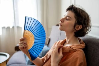 AC vs Fan in a heatwave: What actually keeps you safe when temperatures soar?