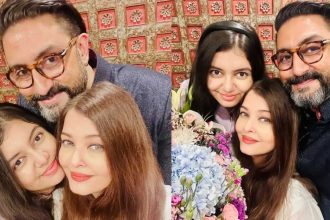 Aishwarya Rai Bachchan drops anniversary PICS with Abhishek, Aaradhya