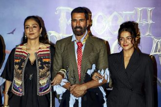 Akshay Kumar’s prank on Wamiqa Gabbi on Bhooth Bangla set