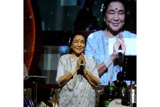 An Asha Bhosle collection lives in all of us – unsorted and unforgettable