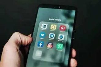 Australia moves to tax Meta, Google & TikTok to fund newsrooms