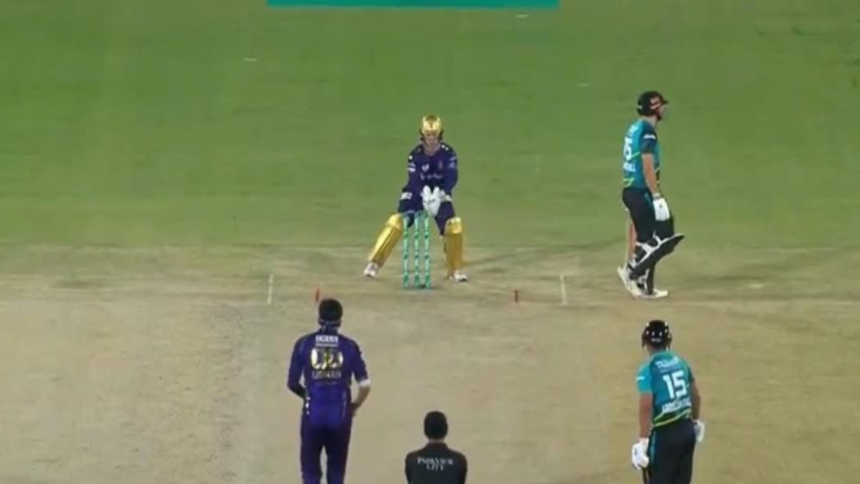 'Batter has every right': Ashwin supports Daryl Mitchell after Tariq's 'Pause' drama