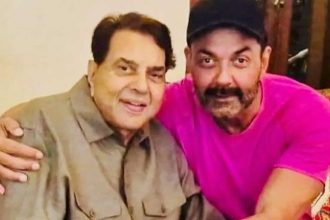 Bobby Deol gets emotional remembering father Dharmendra