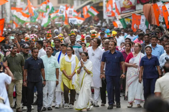 'Bodol noy, bodla chai': Didi flips 2011 election slogan