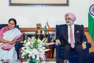 CM Gupta, LG Sandhu attend GGSIPU convocation; 26,649 degrees conferred