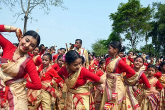 Dhubri celebrates cultural confluence on Brahmaputra
