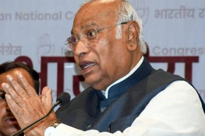 EC issues notice to Congress chief Mallikarjun Kharge over 'terrorist' remark, seeks reply within 24 hours
