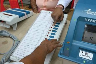 EC urges to ensure no tape, colour, glue on EVMs