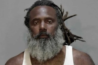 Florida man arrested after swinging machete at milk crates; charged with possession of deadly weapon