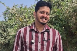 “I couldn't save my mother": This Bihar doctor has treated 50,000 patients free, takes no donation, and why Amitabh Bachcha