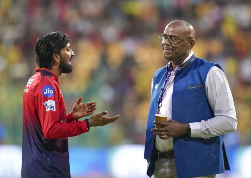 'I don't want to do a disservice': Ian Bishop on preparation in commentary