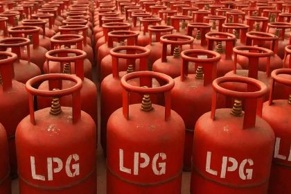 India’s LPG consumption drops 13% in March amid Middle East supply disruptions