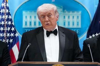 Iranians can call us but they must agree to no nukes, else no point in meeting: Trump