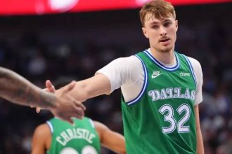 Is Cooper Flagg playing tonight vs the Phoenix Suns? Latest update on the Dallas Mavericks star's injury report (April 8, 202