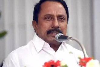 KA Sengottaiyan campaigns in Gobichettipalayam backs Vijay and promises separate district