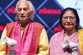 Lokmat Sur Jyotsna Awards pay tribute to classical music; Sumitra Guha, Laxman Pandit honoured