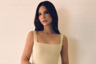 Olivia Munn recalls how a male co-star halted filming