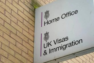 Pakistani, Bangladeshi migrants pretend to be gay to remain in UK: Report