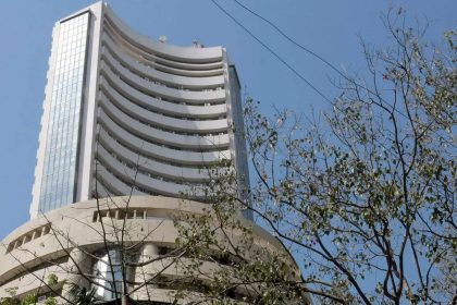 Peace talks in limbo, crude rise hits D-St, sensex slides