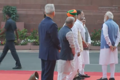 Rare Modi-Rahul interaction breaks the internet