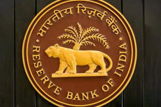 RBI criticises banks' rupee arbitrage trades