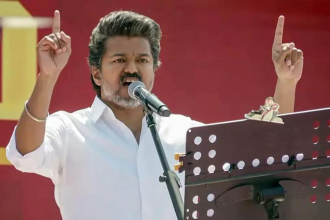 Rs 100 crore discrepancy: HC seeks reply from Vijay, EC, IT dept