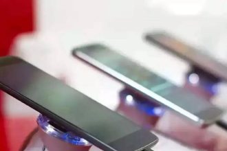Smartphone sales see weakest quarter in 6 years