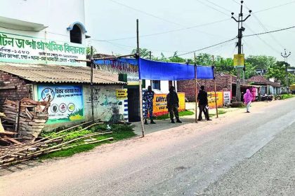 ‘Some get to go to booths, but we can’t even step onto roads’