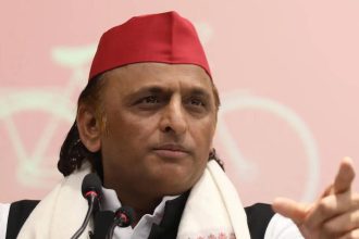 SP being pushed to take big decisions, adopt guerilla tactics: Akhilesh