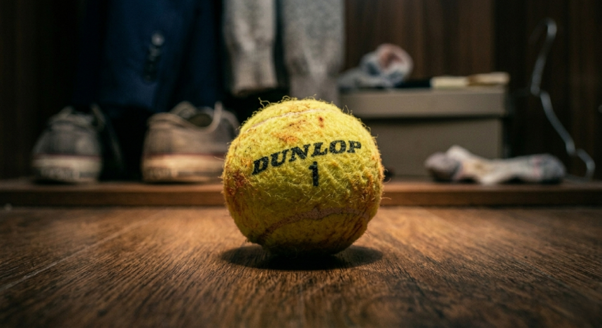 Tennis Ball In-Flight Hack: Simple tool eases back strain; adds cheap comfort on long flights