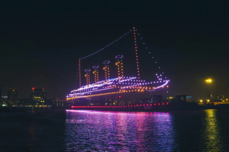 Titanic returns, this time in the sky: 950 drones recreate the iconic liner in a stunning show over UK’s Belfast