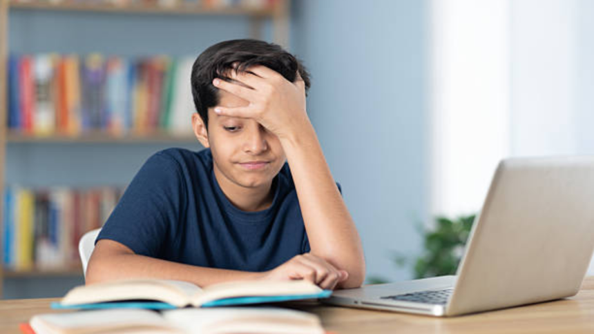 Too much screen time in summer holidays is hurting kids’ eyes, warns doctor