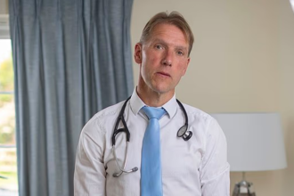 UK doctor struck off for working while suspended after asking Muslim patient to remove niqab three times