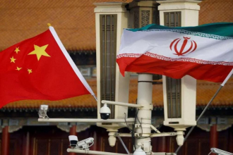 US sanctions China's 'teapot' refinery & 40 shipping companies over Iran oil trade