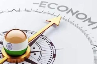 Weak rains, war downside risks to eco: Finmin report