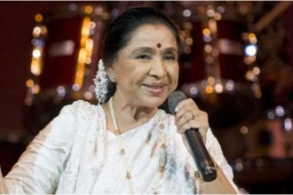 When Asha Bhosle REFUSED to stop singing despite the rain