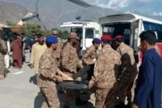 17 killed as speeding minibus crashes into parked bus in Pak’s Khyber Pakhtunkhwa
