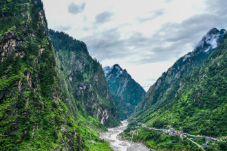 8 Indian destinations that come alive after monsoon rainfall and how to reach them