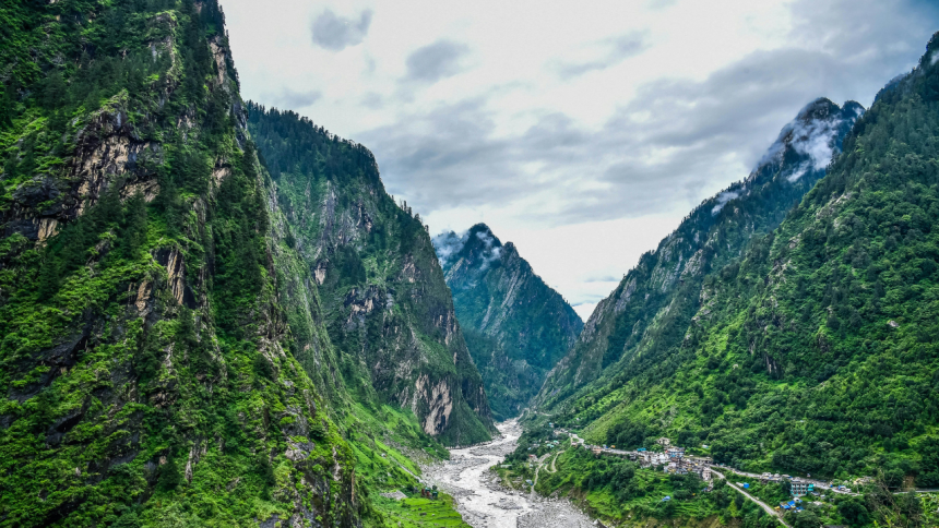 8 Indian destinations that come alive after monsoon rainfall and how to reach them