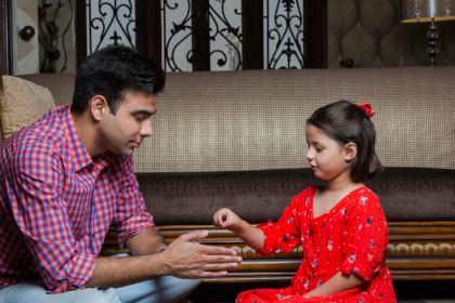 ​8 ways to engage children other than giving them a mobile phone