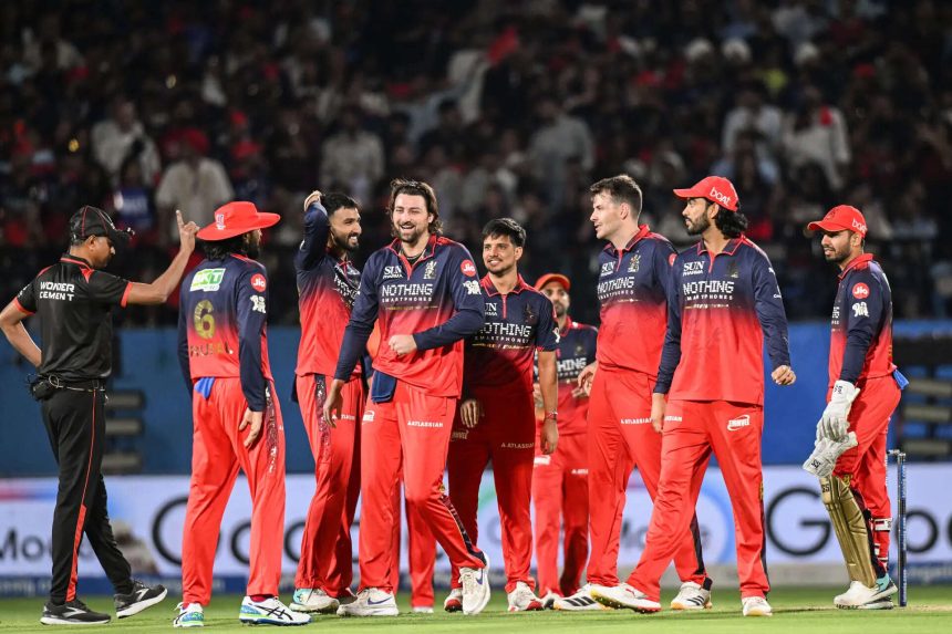 A look at RCB's record before GT clash